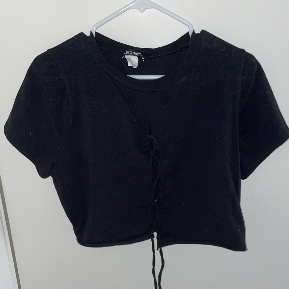 Fashion nova crop top
